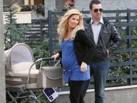 bebelusul-andreei-banica-noaptea-nu-are-somn1