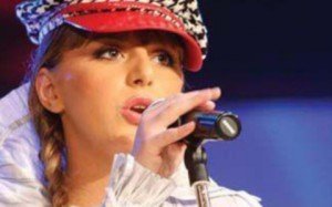 carry-me-in-your-dreams-videoclip