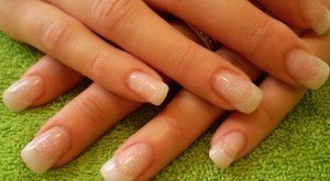 manichiura-acasa-spa-in-casa-ta