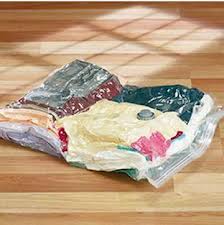 depozitare haine in saci